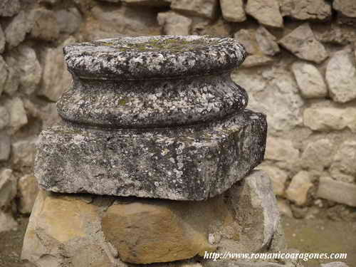 BASA ÁTICA EN EL BAPTISTERIO